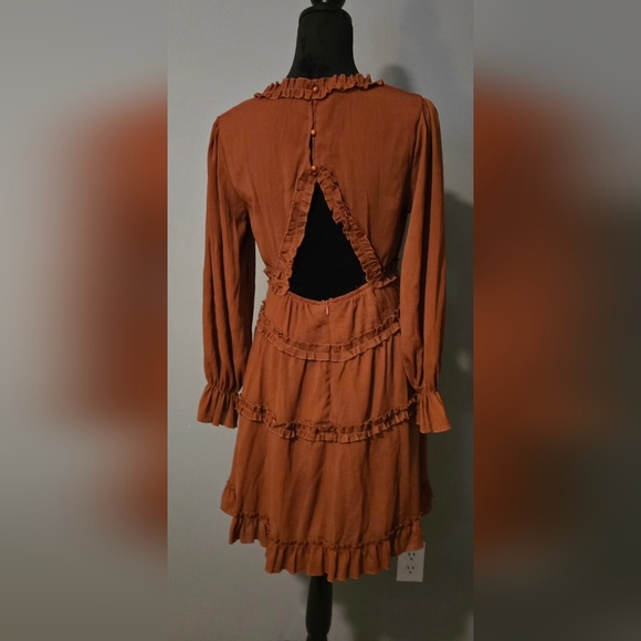 Dokotoo Womens Long Sleeve Open Back Mini #527 NWOT - Picture 5 of 11